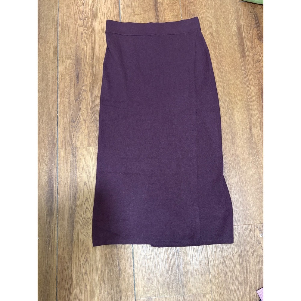 Title: Banana Republic Women's XS Burgundy Knit Midi Skirt NWT $90